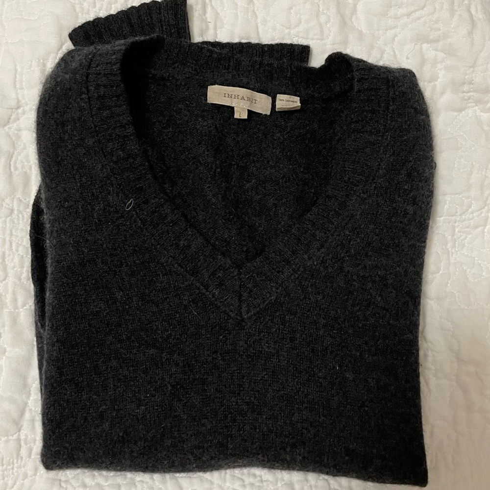 Inhabit 100% Cashmere Grey V-Neck Sweater